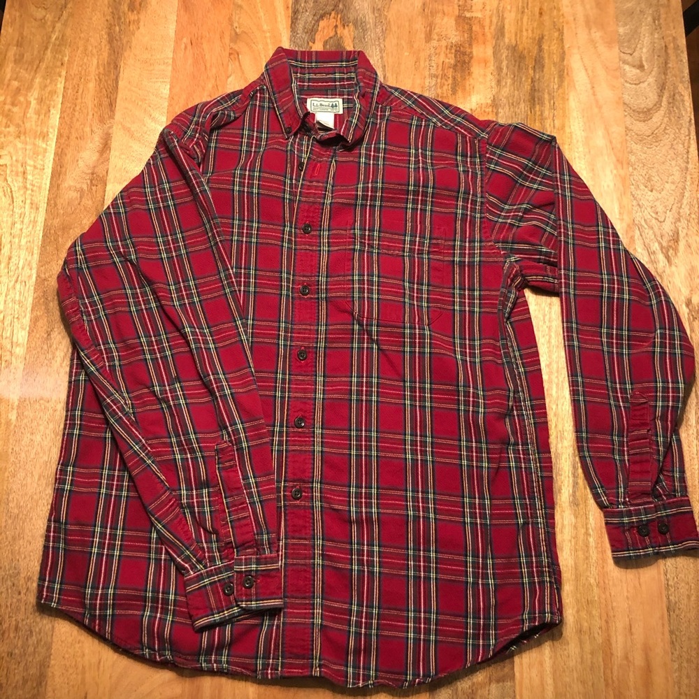 LL Bean Classic Flannel—Size M Reg